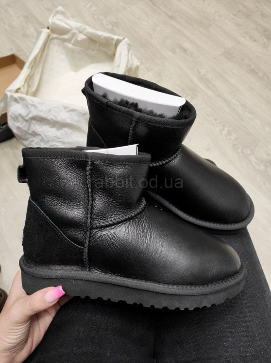 Угг Міні Чорні Шкіряні UGG Classic Mini Black Leather 
