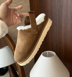 Угг Шльопанці Сандалі Руді (Рижі) Замшеві Ugg Goldenstar Clog Chestnut