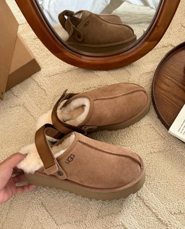 УГГ Ланах Сандалі Платформа Руді UGG Lanah Clog Chestnut Platform